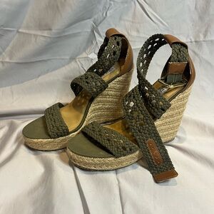 Steve Madden Green Wedges